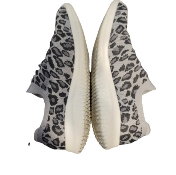 Skechers Ultra Flex Washable Knit Slip-On Sneaker Pop SensatioGrey Leopard 10 W - Picture 6 of 11